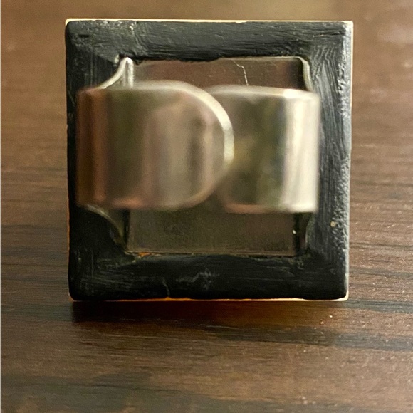 Calcite Pyramid Ring - Picture 3 of 11